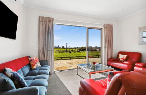 Te Akau House | Country Comfort - only 10 minutes from Hamilton CBD