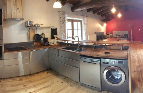 Arlempdes Cottage | Country cottage 3 ears 'Les Sources' 9 pers (sleeps 12) in Arlempdes (43490)