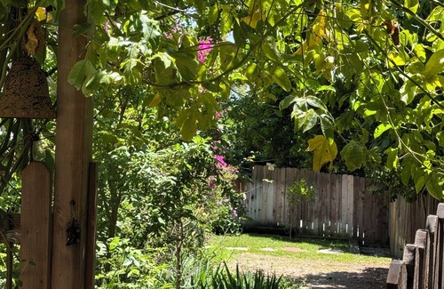 Altadena House | Country Cottage Style in the Foothills of Altadena