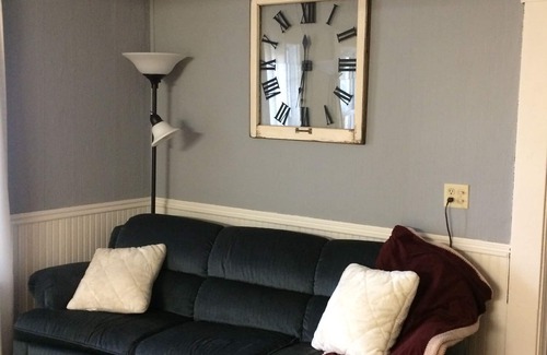 Thomas Other | Country Farmhouse, family friendly, beautiful views, gorgeous sunsets