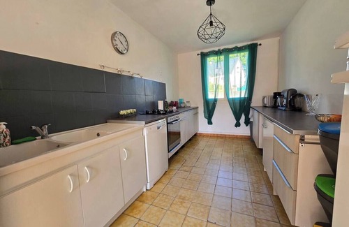 Saint-Hilaire-le-Chatel House | Country house in the Perche with pond view