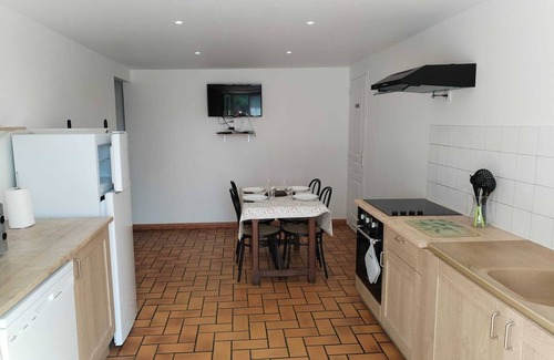 Calviac-en-Perigord House | Country gîte with Fénelon view, near Sarlat