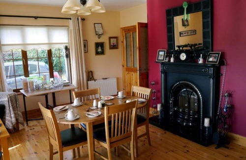 New Twopothouse Bed & Breakfast | Country House B@b