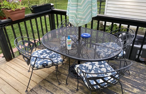 Pelham House | Country home 15 min to Bonnaroo farm & 10 min to the Caverns w Jacuzzi hot tub