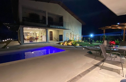 Santana de Parnaiba Cottage | Country House - 25 min from SP 6 large suites 23 guests surrounded by nature