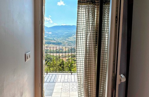 Mirabel-et-Blacons House | Country house at the top of the village of Mirabel-et-Blacons view of the valley