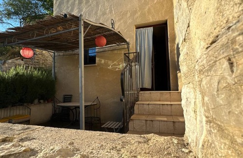 Mirabel-et-Blacons House | Country house at the top of the village of Mirabel-et-Blacons view of the valley