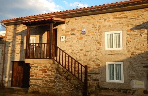 Vimioso Cottage | Country house 5 minutes from Vimioso, surrounded by nature