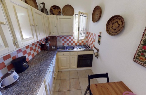 Elmas Apartment | Country House a step away from Cagliari with swimming pool