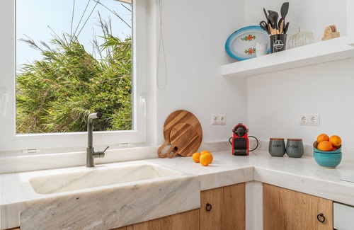 Tinos House | Country House 'Allegro' with Sea View, Wi-Fi and Air Conditioning