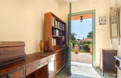 Mantzavinata House | Country House 'Avra' with Private Terrace, Wi-Fi and Air Conditioning