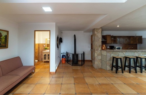 Cerro Muriano House | Country House 'Brisas Del Palmeral' with Mountain View, Wi-Fi and Air Conditioning