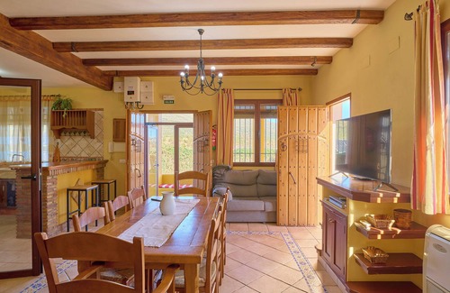 Carcabuey House | Country House 'Casa Rural El Rincon' with Mountain View, Wi-Fi and Air Conditioning