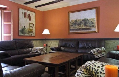 Lerin House | Country House 'Casa Rural La Tahona' with Private Terrace, Wi-Fi and Air Conditioning