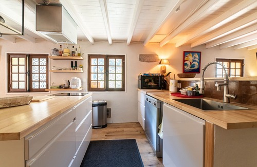 Corsavy House | Country House 'Chapelle De Léca' with Mountain View, Private Terrace and Wi-Fi