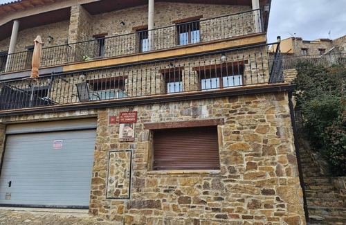 Yanguas House | Country House 'El Mirador De Yanguas' with Mountain View, Private Terrace and Wi-Fi