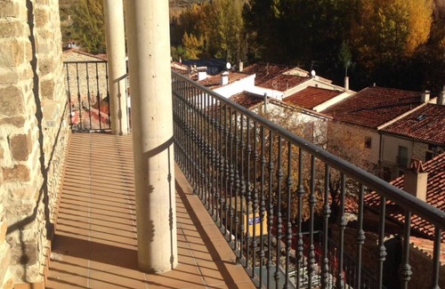 Yanguas House | Country House 'El Mirador De Yanguas' with Mountain View, Private Terrace and Wi-Fi