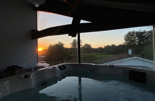 Moulis-en-Medoc House | Country house in the heart of the Médoc vineyards with a spa!