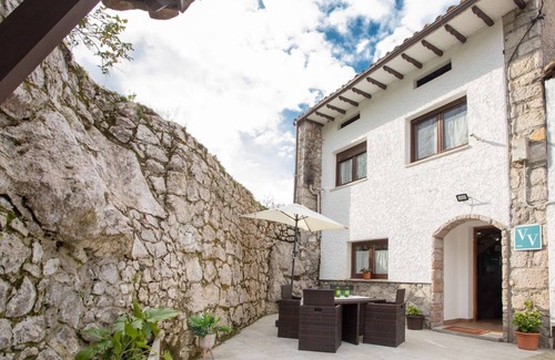 Llanes Cottage | Country house in Llanes for trips with family or friends