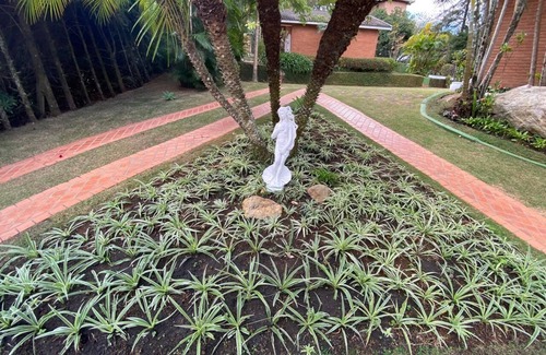 Vinhedo House | Country House in Vinhedo SP in Residential Condominium Vale da Santa Fé [WI-FI]