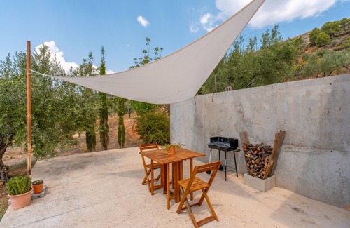 Ibi House | Country House 'Lluna' with Mountain View, Shared Pool and Wi-Fi