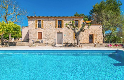 Son Macia Villa | Country House 'Manenta' with Mountain View, Private Pool and Wi-Fi