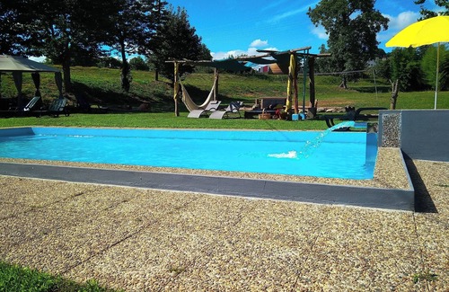 Felgueiras Cottage | Country house near Oporto, and Guimaraes, Braga. With swimming pool.