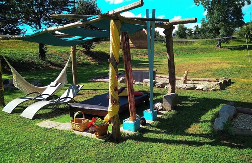 Felgueiras Cottage | Country house near Oporto, and Guimaraes, Braga. With swimming pool.