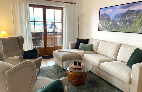 Obermaiselstein Condo | Country house Obermaiselstein THE VIEW - wonderful mountain view from apartment Rubihorn