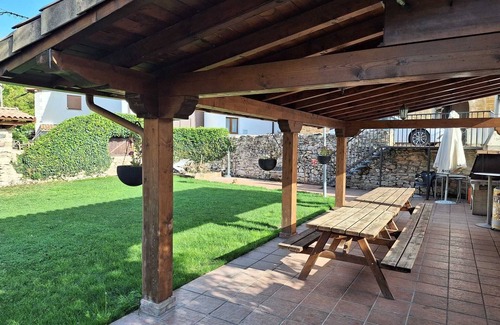 Lana House | Country House 'Pakienea' with Private Garden and Wi-Fi