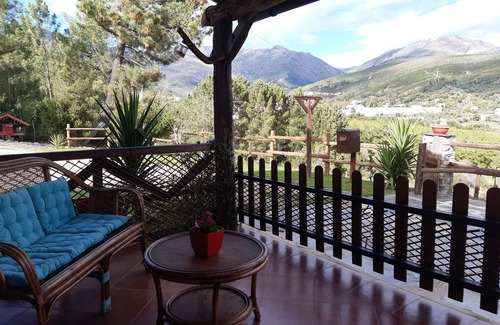 Covilha Villa | Country House 'Quinta Das Courelinhas' with Mountain View, Private Terrace and Wi-Fi
