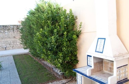 Cabanillas House | Country House 'Reyno De Bardenas' with Private Terrace, Private Garden and Wi-Fi