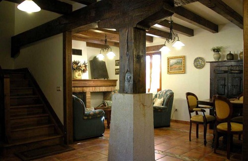 Eguaras House | Country House 'Sagastietxea L' with Private Garden