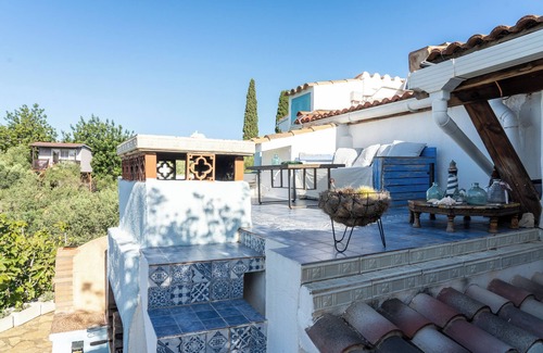 Camarles House | Country House 'Suite Premium En La Naturaleza' with Mountain View, Shared Pool and Wi-Fi