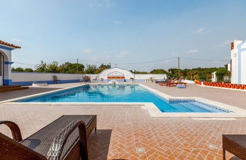 Evora Villa | Country House 'Sunset Landscape' with Shared Pool, Garden & Wi-Fi