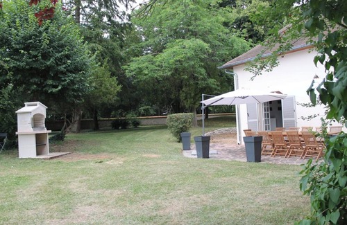 Fains-la-Folie House | Country house with pool near Paris