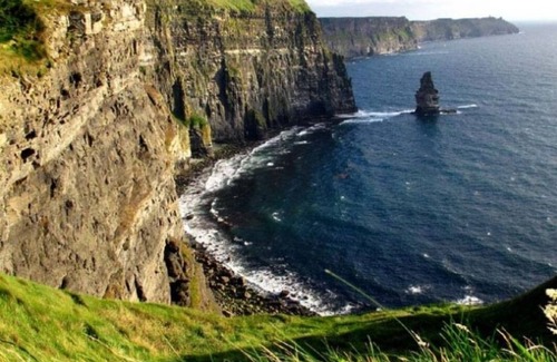 Carrigaholt House | country cottage near the sea on the west coast of Ireland