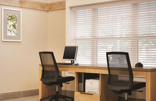 Clive Hotel | Country Inn & Suites by Radisson Des Moines West IA