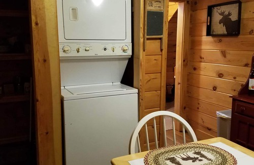 Littleton Cabin | Country Log Cabin, Short/Long Term, First Floor Apartment! Mountain Top Views!