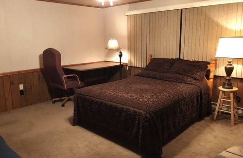 Brockport Resort | Country Mountain Paradise - Patriot Suite