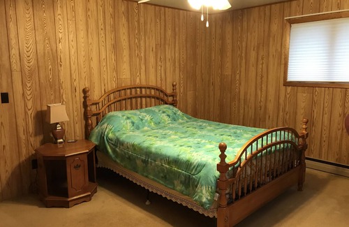 Brockport Resort | Country Mountain Paradise - Sunshine East suite