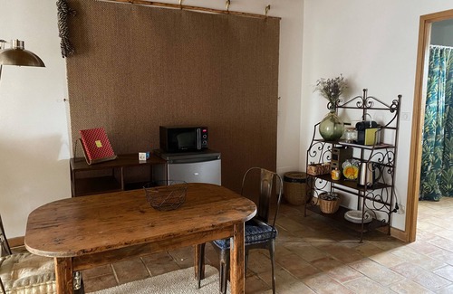 Fourques Bed & Breakfast | Country property on the outskirts of Arles