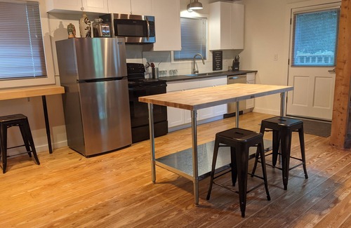 Boone Apartment | Country road take me home!