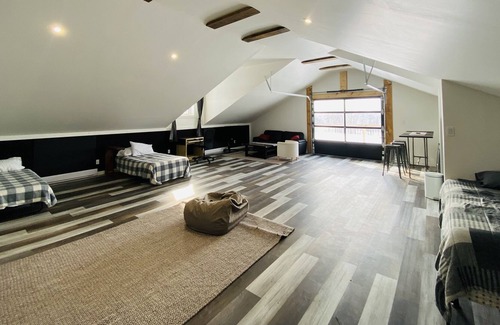 Essa House | Country Solitude in Utopia