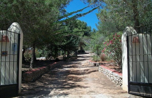 Santa Eulalia del Rio Villa | Country villa ideal for 6, private pool, fenced garden, central on the island.