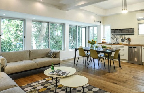 Old North Apartment | Country Vibes in North Tel-Aviv