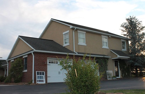 Bird In Hand House | Country View Guest Home