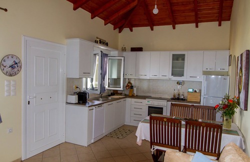 Voies Villa | Country Villa Neapoli with a relaxing view
