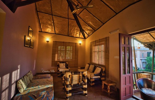 Ilam Bazar Villa | Country Villa with Modern Amenities, Santiniketan