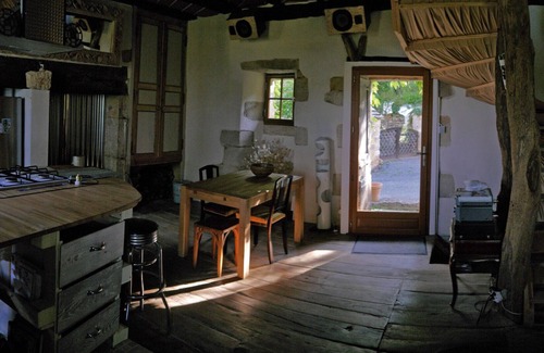 Azerat House | Countryhouse 16th Century, surprising space, fantastic unspoilt views